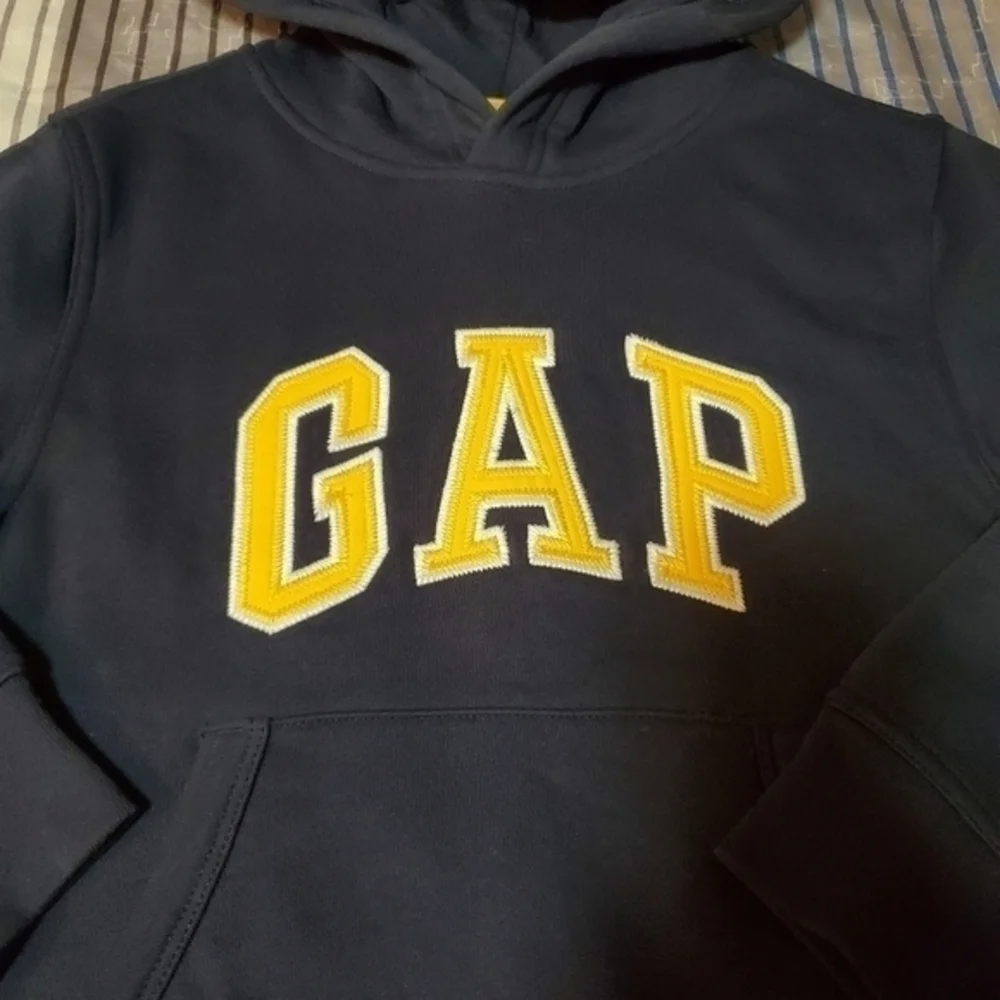 NWOT Kids Gap hoddie